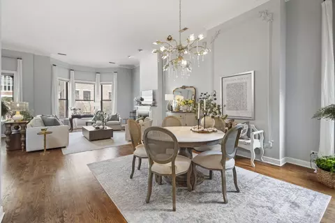 Dining - 17 E Division St #3E, Chicago, IL 60610 photo 5 of 5