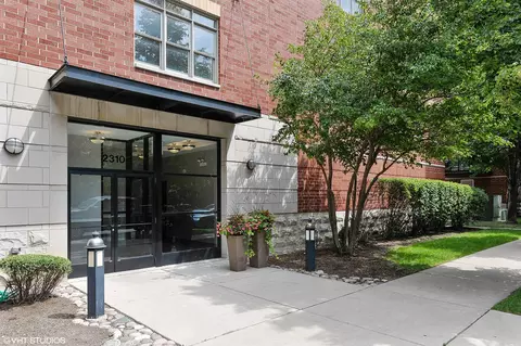 2310 W St Paul Ave #502, Chicago, IL 60647
