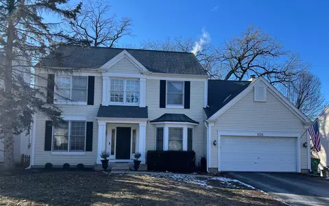 1126 Williamsburg Cir, Grayslake, IL 60030