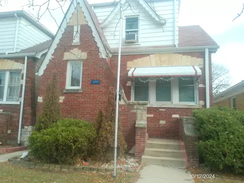2737 Ridgeland Ave S, Berwyn, IL 60402
