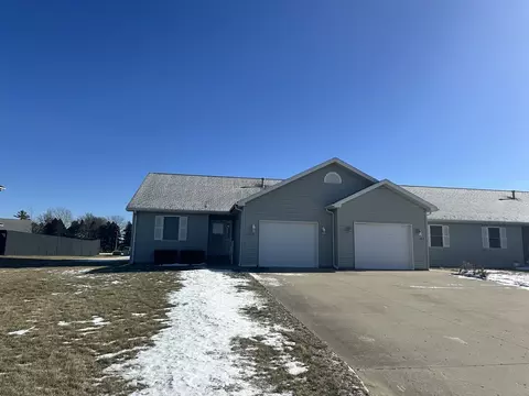 1235 George Rock Dr #1235, Farmer City, IL 61842