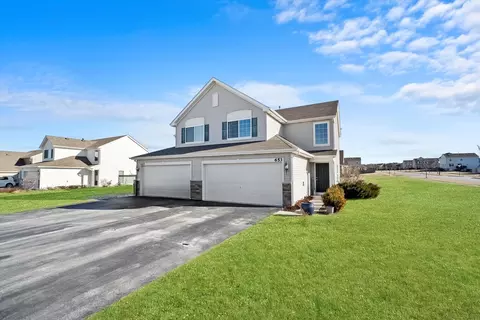 653 Florence St, Hampshire, IL 60140