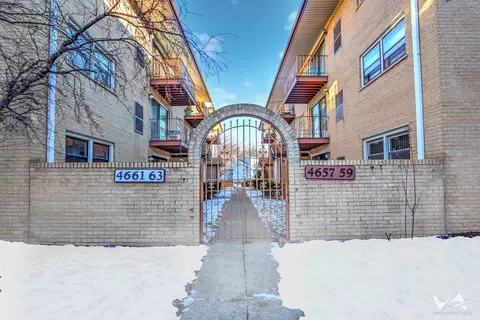 4661 N Milwaukee Ave #1B, Chicago, IL 60630