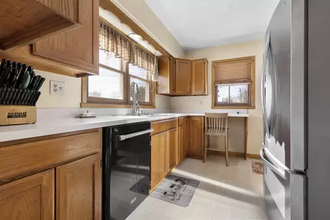 Kitchen - 309 E Warren St, Rockton, IL 61072 photo 1 of 2