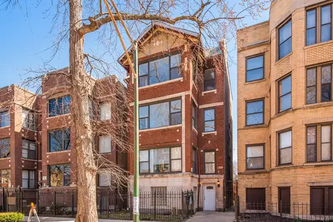 6751 S Ridgeland Ave, Chicago, IL 60649