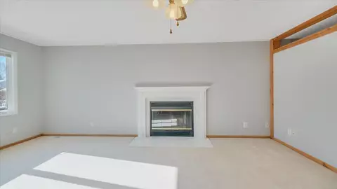 1504 Harrington Dr, Champaign, IL 61821 photo 3
