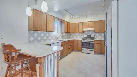 1504 Harrington Dr, Champaign, IL 61821 photo 5