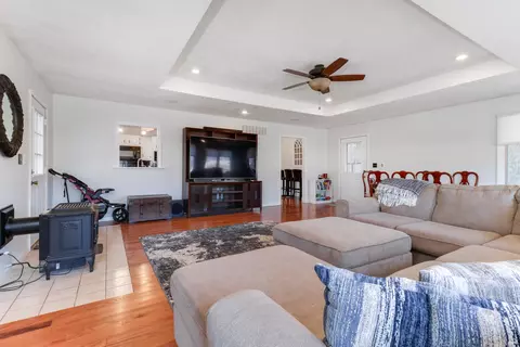 Living - 405 Grandview Dr, Normal, IL 61761 photo 4 of 4