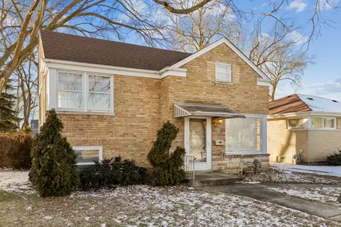 8846 Austin Ave, Morton Grove, IL 60053