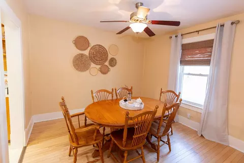 Dining - 108 S Liberty St, Eureka, IL 61530 photo 4 of 4