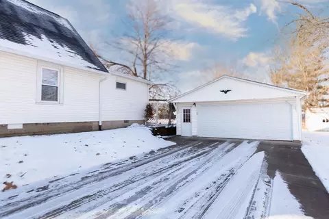 Other - 108 S Liberty St, Eureka, IL 61530 photo 6 of 7