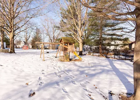 Exterior - 108 S Liberty St, Eureka, IL 61530 photo 5 of 14