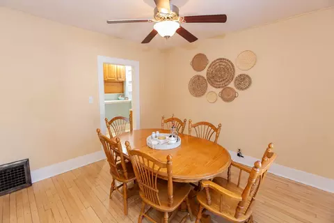 Dining - 108 S Liberty St, Eureka, IL 61530 photo 3 of 4