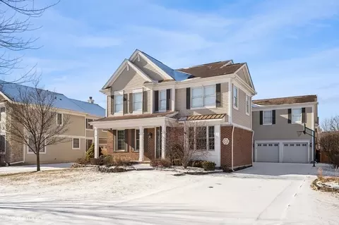 1514 Bluestem Ln, Glenview, IL 60026