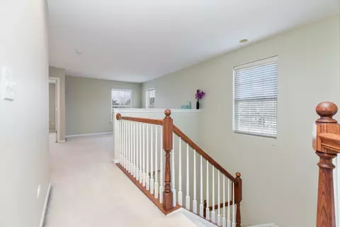 401 Vaughn Cir, Aurora, IL 60502 photo 20