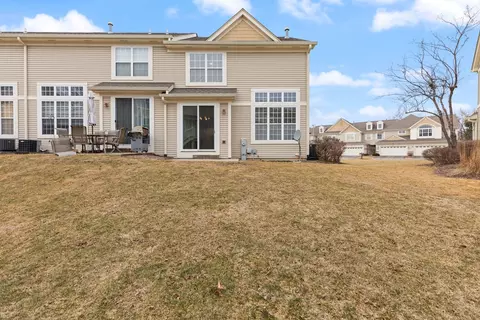 401 Vaughn Cir, Aurora, IL 60502 photo 28