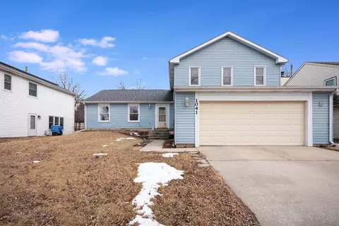 1041 Churchill Dr, Bolingbrook, IL 60440