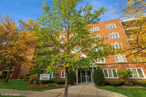 4848 N Central Ave #301, Chicago, IL 60630