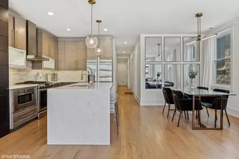 1221 E 46th St #2, Chicago, IL 60653 photo 5