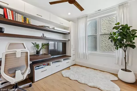 1221 E 46th St #2, Chicago, IL 60653 photo 17