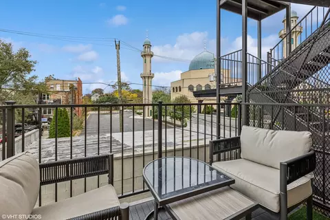 1221 E 46th St #2, Chicago, IL 60653 photo 14