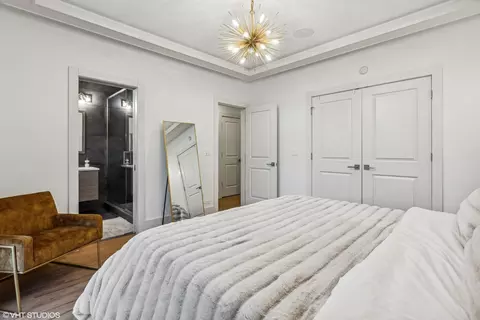1221 E 46th St #2, Chicago, IL 60653 photo 12