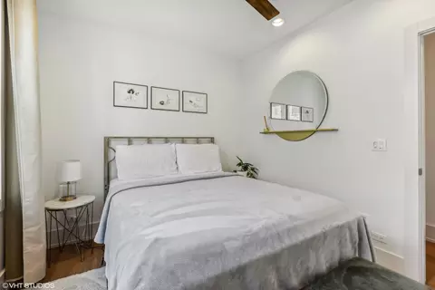 1221 E 46th St #2, Chicago, IL 60653 photo 16