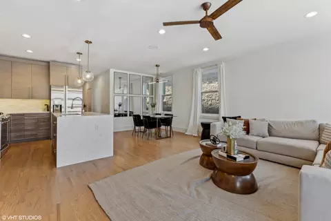 1221 E 46th St #2, Chicago, IL 60653 photo 9