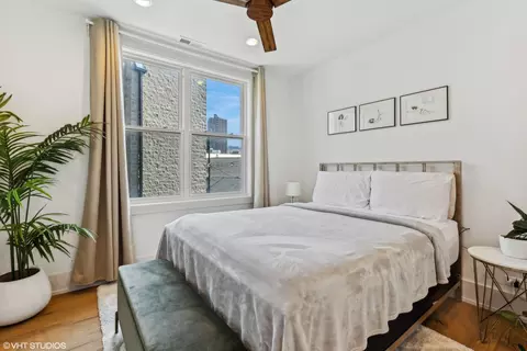 1221 E 46th St #2, Chicago, IL 60653 photo 15