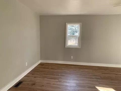 406 E Pearl St, Lanark, IL 61046 photo 21