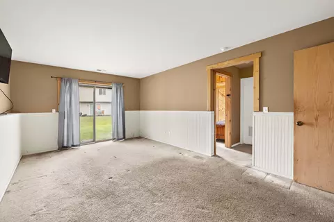 Other - 61 Willow Cir, Cary, IL 60013 photo 3 of 4