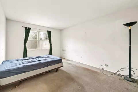 Bedroom - 61 Willow Cir, Cary, IL 60013 photo 1 of 3