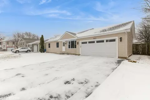 Other - 947 Surf Ct, Bartlett, IL 60103 photo 2 of 4