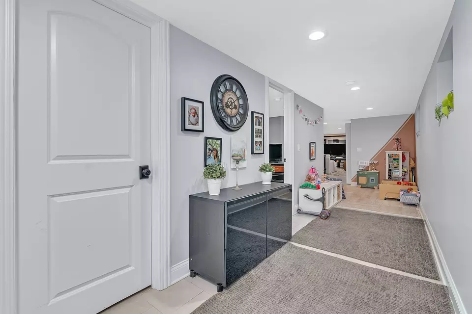  1033 Thomas Ave, Forest Park, IL 60130 photo 18