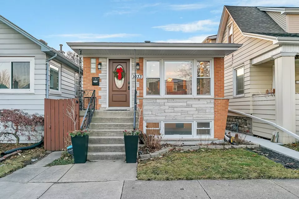  1033 Thomas Ave, Forest Park, IL 60130 photo 1