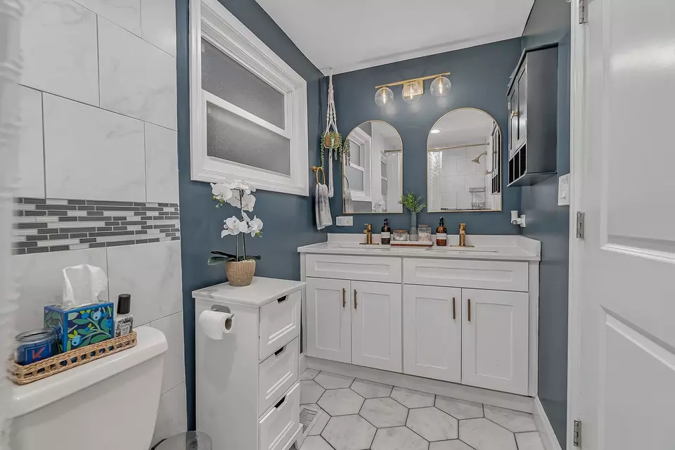  1033 Thomas Ave, Forest Park, IL 60130 photo 16