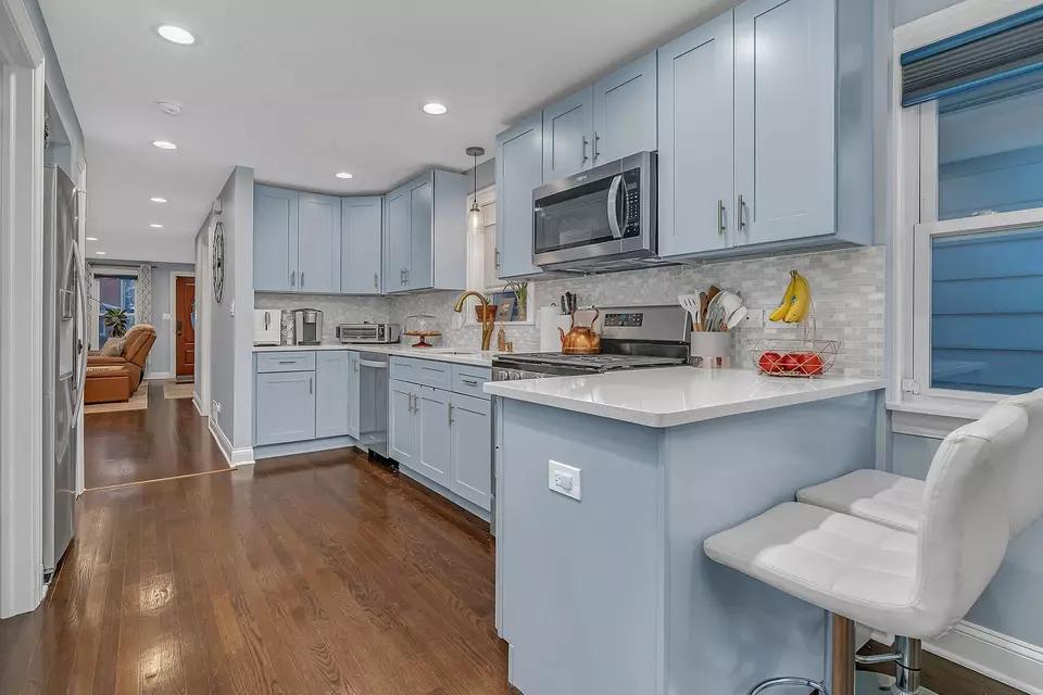  1033 Thomas Ave, Forest Park, IL 60130 photo 10