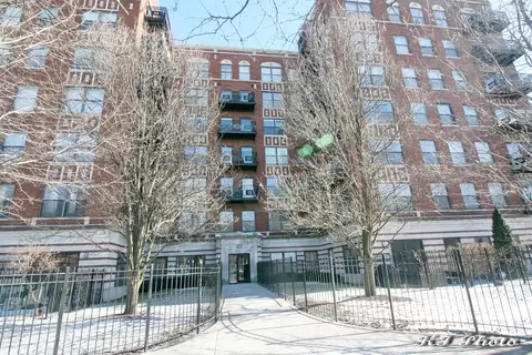 4537 S Drexel Blvd #503, Chicago, IL 60653