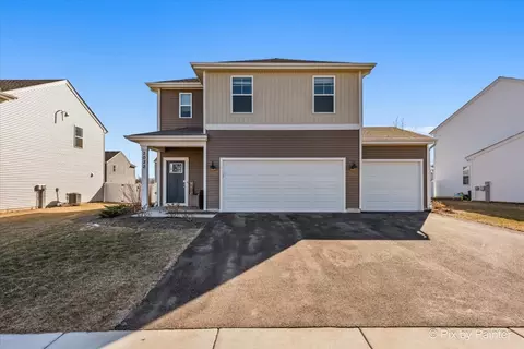 2022 Magnolia Ln, Wonder Lake, IL 60097