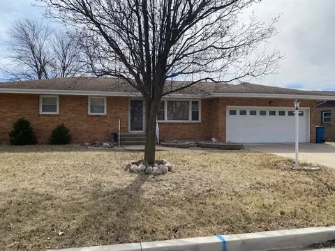 1308 23rd St, Peru, IL 61354