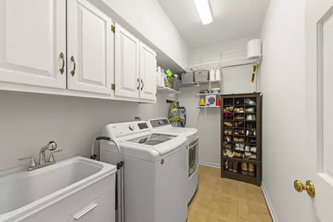 178 Danada Dr, Wheaton, IL 60189 photo 16