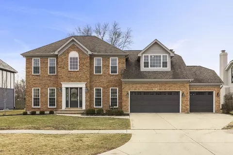 178 Danada Dr, Wheaton, IL 60189