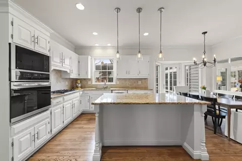 178 Danada Dr, Wheaton, IL 60189 photo 7