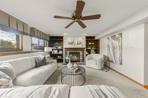 Living - 560 Tennyson Dr, Wheaton, IL 60189 photo 6 of 6