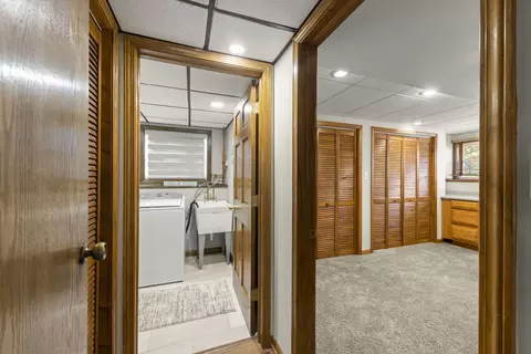 Other - 560 Tennyson Dr, Wheaton, IL 60189 photo 4 of 6