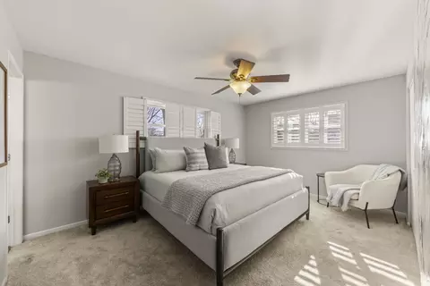 Bedroom - 560 Tennyson Dr, Wheaton, IL 60189 photo 1 of 4