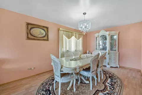 Dining - 7653 S 78th Ct, Bridgeview, IL 60455 photo 3 of 3