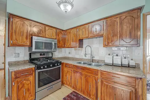 Kitchen - 7653 S 78th Ct, Bridgeview, IL 60455 photo 2 of 2