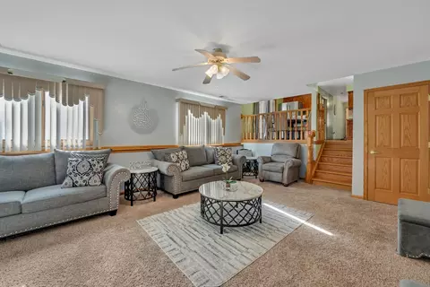 Living - 7653 S 78th Ct, Bridgeview, IL 60455 photo 2 of 4
