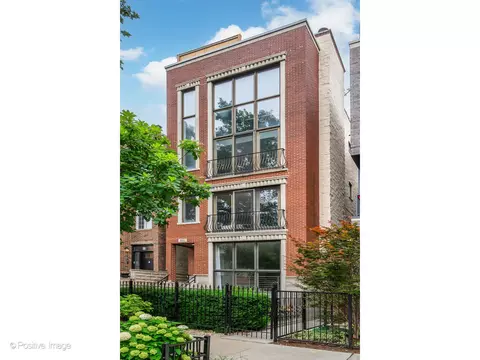 853 N Wood St #3, Chicago, IL 60622